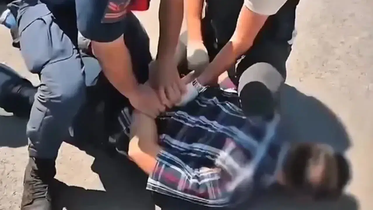 Malatya'da midelerinde 169 kapsül uyuşturucu çıkarılan 2 şüpheli yakalandı