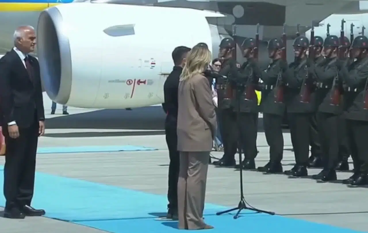Zelenski NATO Zirvesi için Ankara'da! Erdoğan ve Trump ile görüşecek