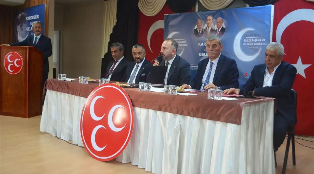 MHP Merzifon İlçe Başkanlığı'na Cüneyt Yamak seçildi