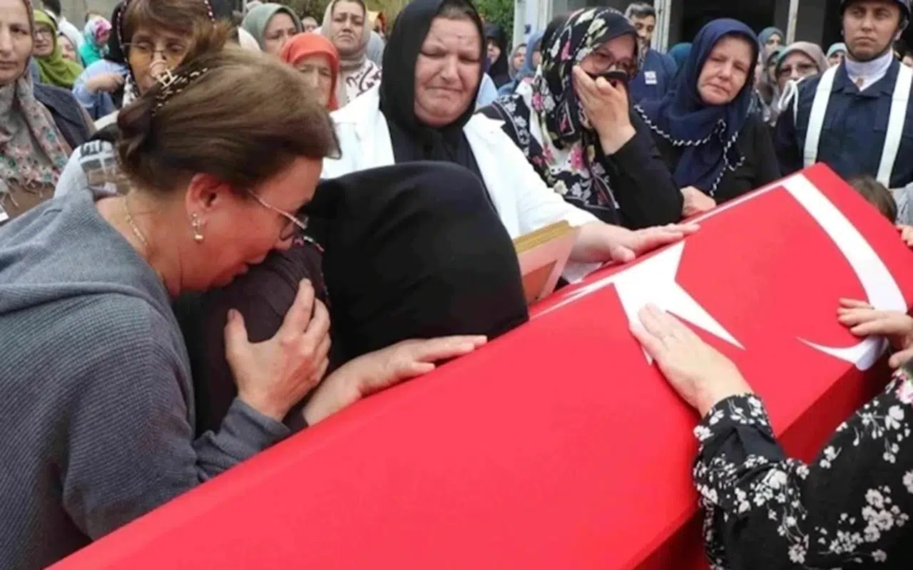 Şehit Jandarma Uzman Çavuş Mehmet Demirbaş son yolculuğuna uğurlandı
