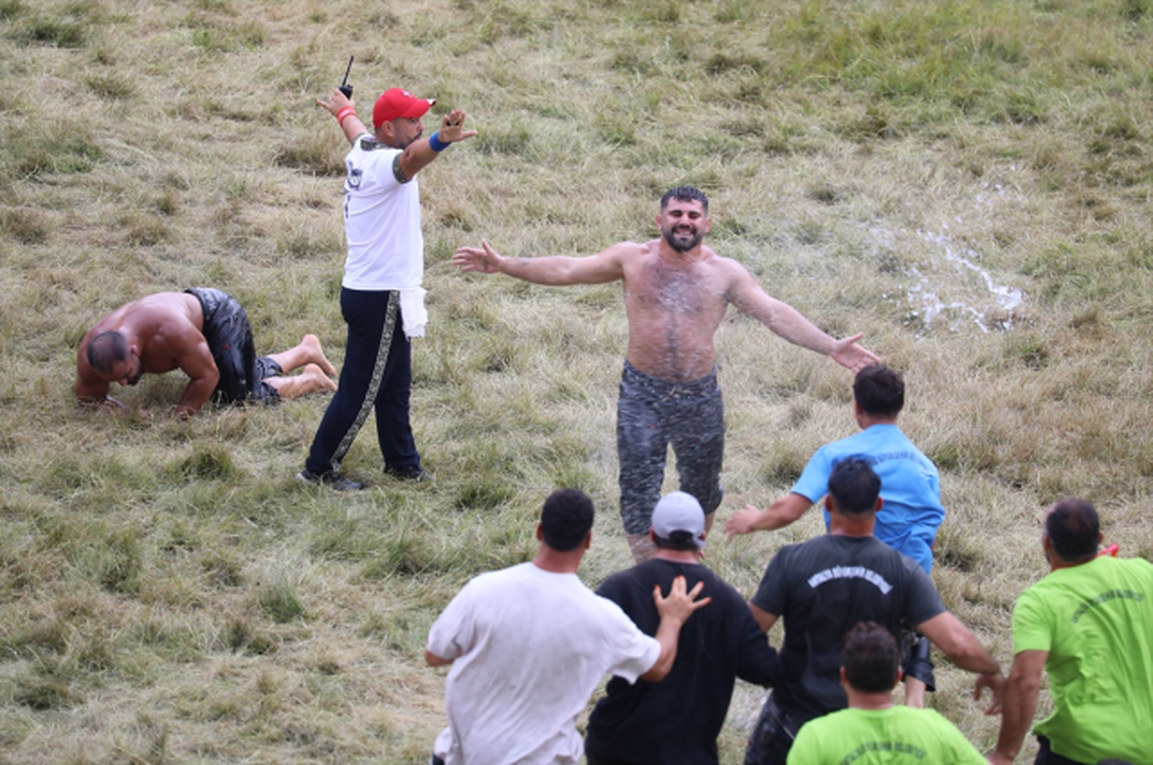 665. Tarihi Kırkpınar Yağlı Güreşleri'nde Başpehlivan Erkan Taş oldu
