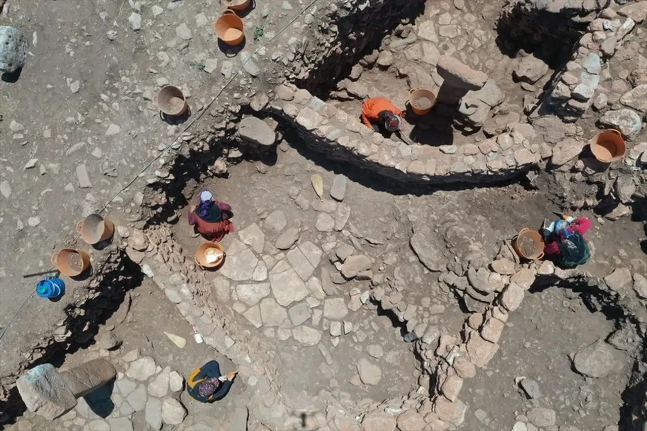 Karahantepe'de yeni sezon kazıları başladı: Gizemli yapıda önemli keşifler bekleniyor
