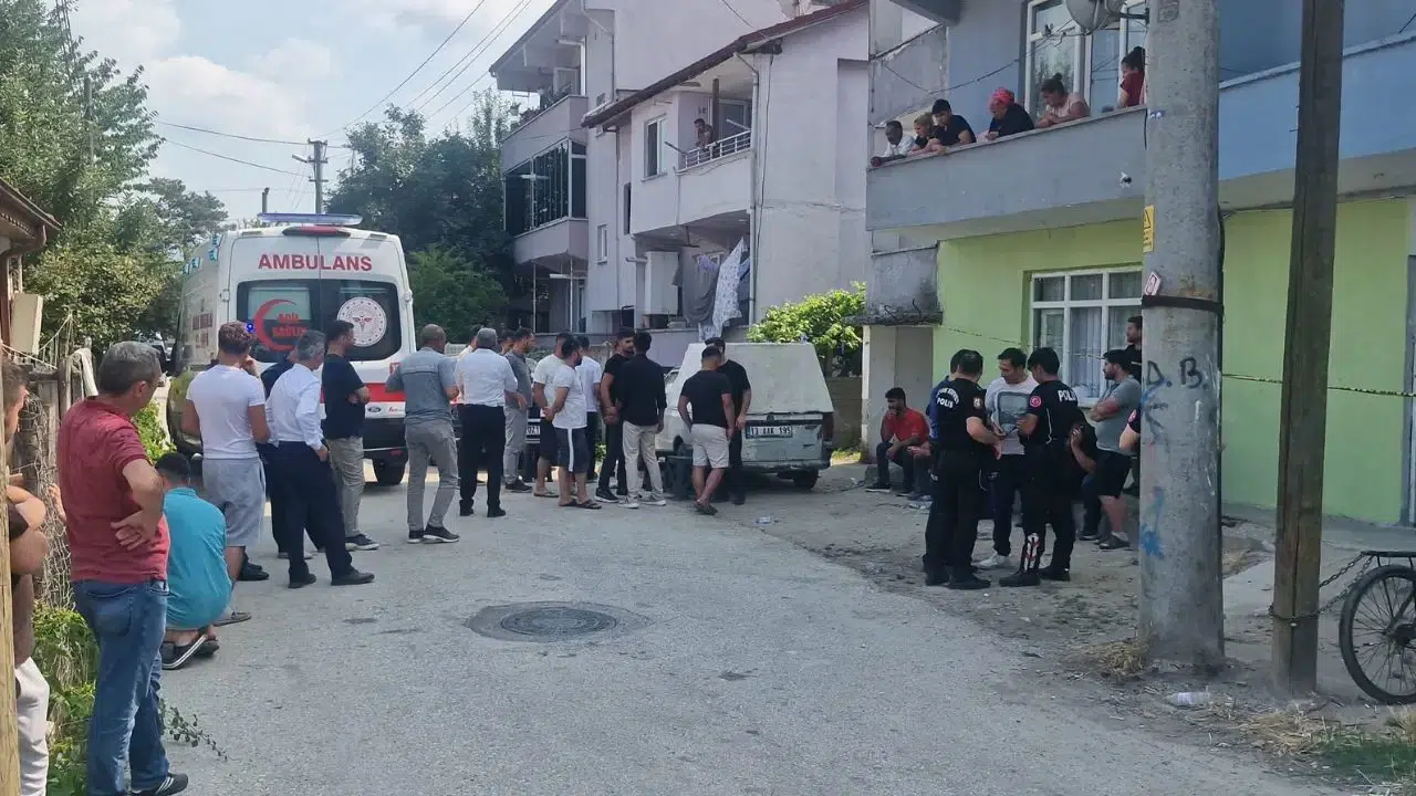 Arkadaşının elindeki tabanca ateş aldı: 20 yaşındaki genç yaşamını yitirdi