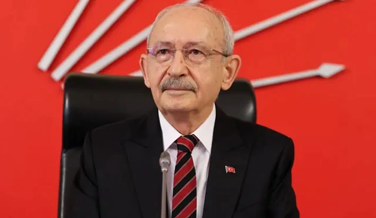 Gürsel Tekin duyurdu: CHP'de İstanbul'da 7 ilçe başkanı görevden alındı