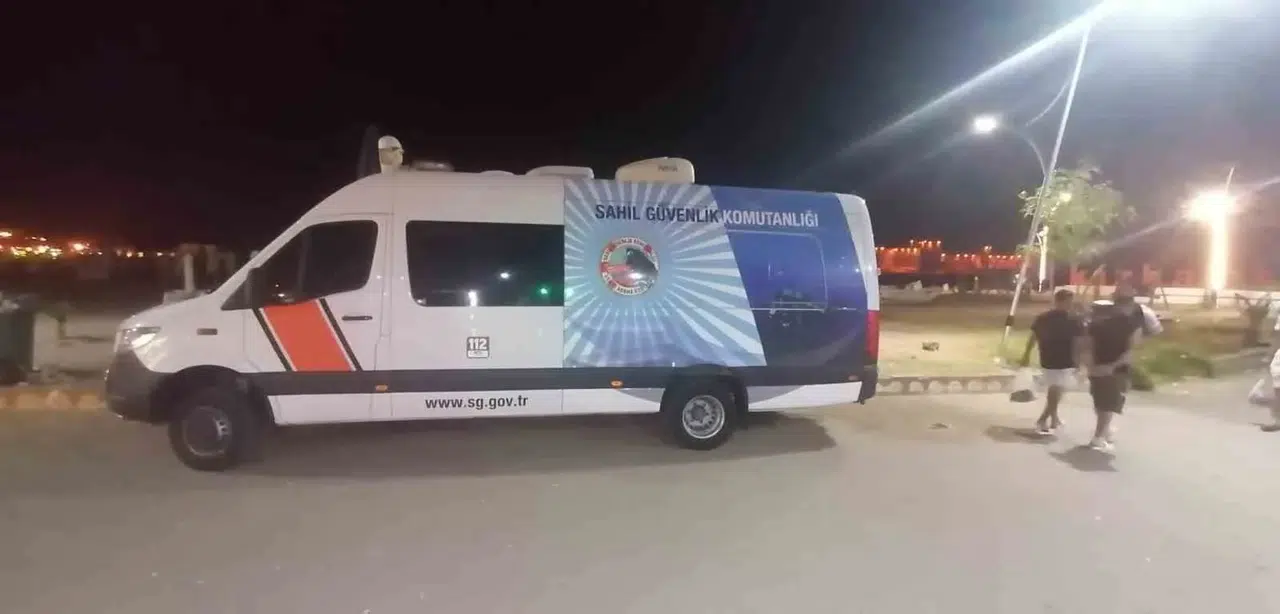Mersin'de denize girdikten sonra kayboldu: Arama çalışmaları sürüyor