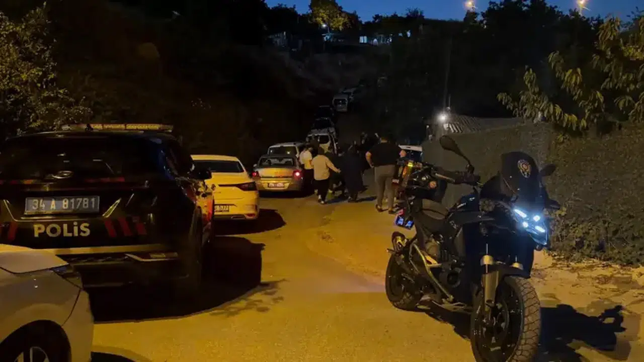 Arnavutköy'de aile katliamı: Eski eşini ve oğlunu öldürüp, intihar etti