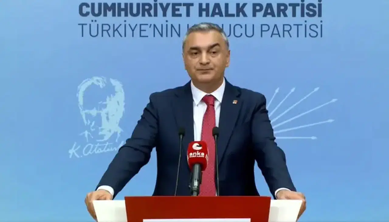 CHP'de yeni dönem: 14 ile yeni il başkanı atandı, 7 il yönetimi görevden alındı
