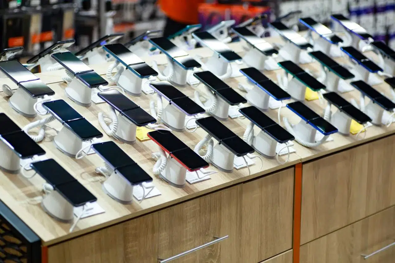Akıllı telefon ithalatında yeni dönem: Gözetim kıymeti 250 dolara yükseltildi