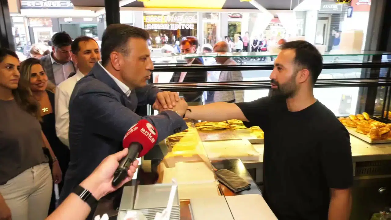 Özgür Çelik'ten Kılıçdaroğlu açıklaması: “Saray ittifakının parçası hâline gelmiş”