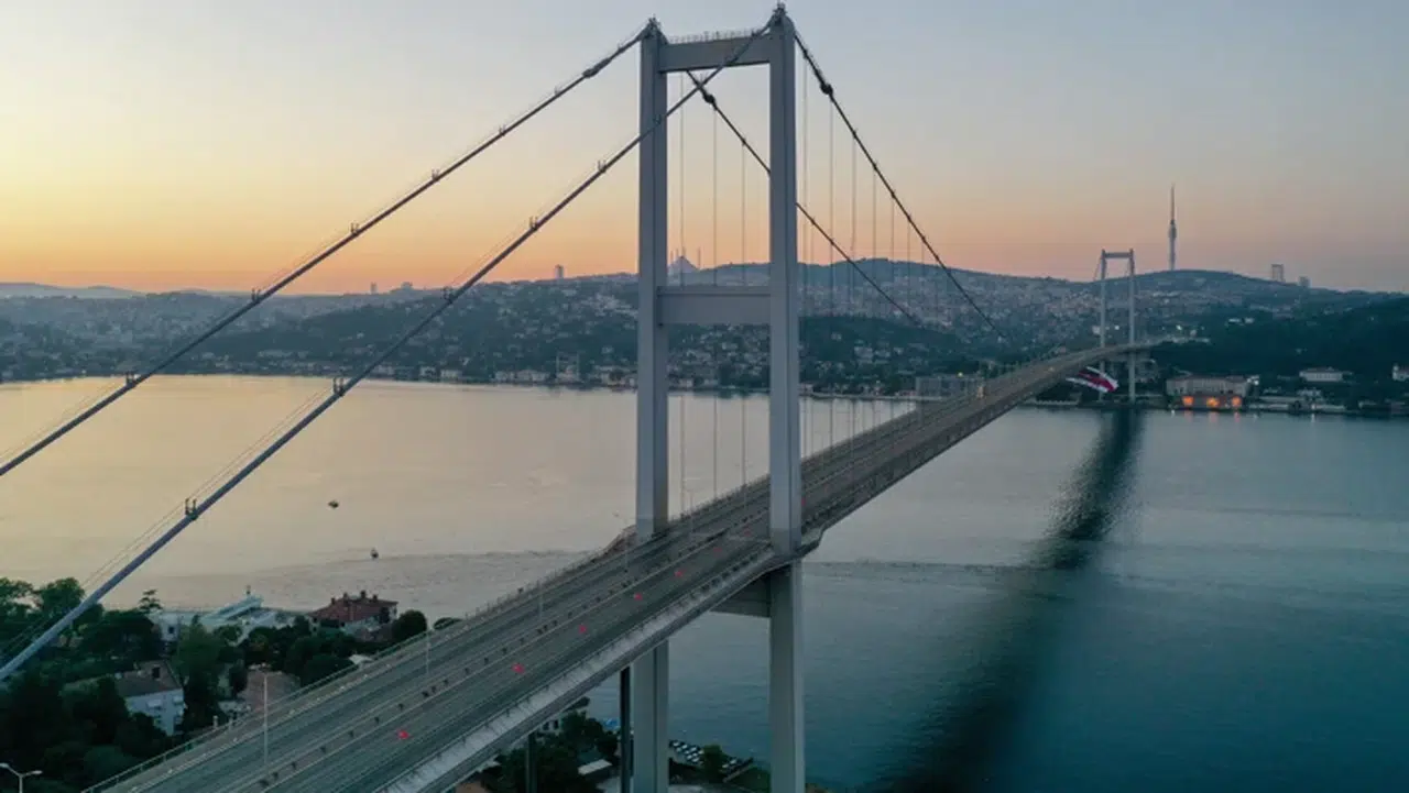 15 Temmuz Şehitler Köprüsü trafiğe kapatıldı