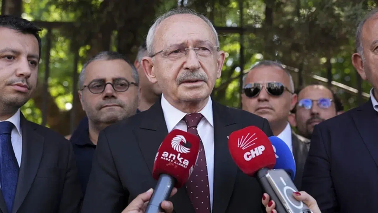 CHP'de 27 günde 43 il başkanı görevden alındı