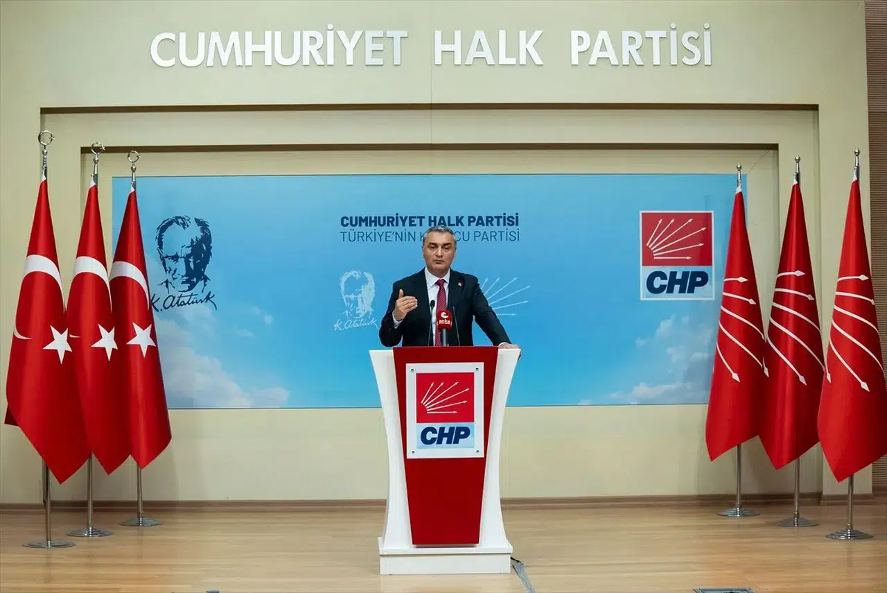 CHP'de 7 ile atama: 8 İl Başkanı görevden alındı