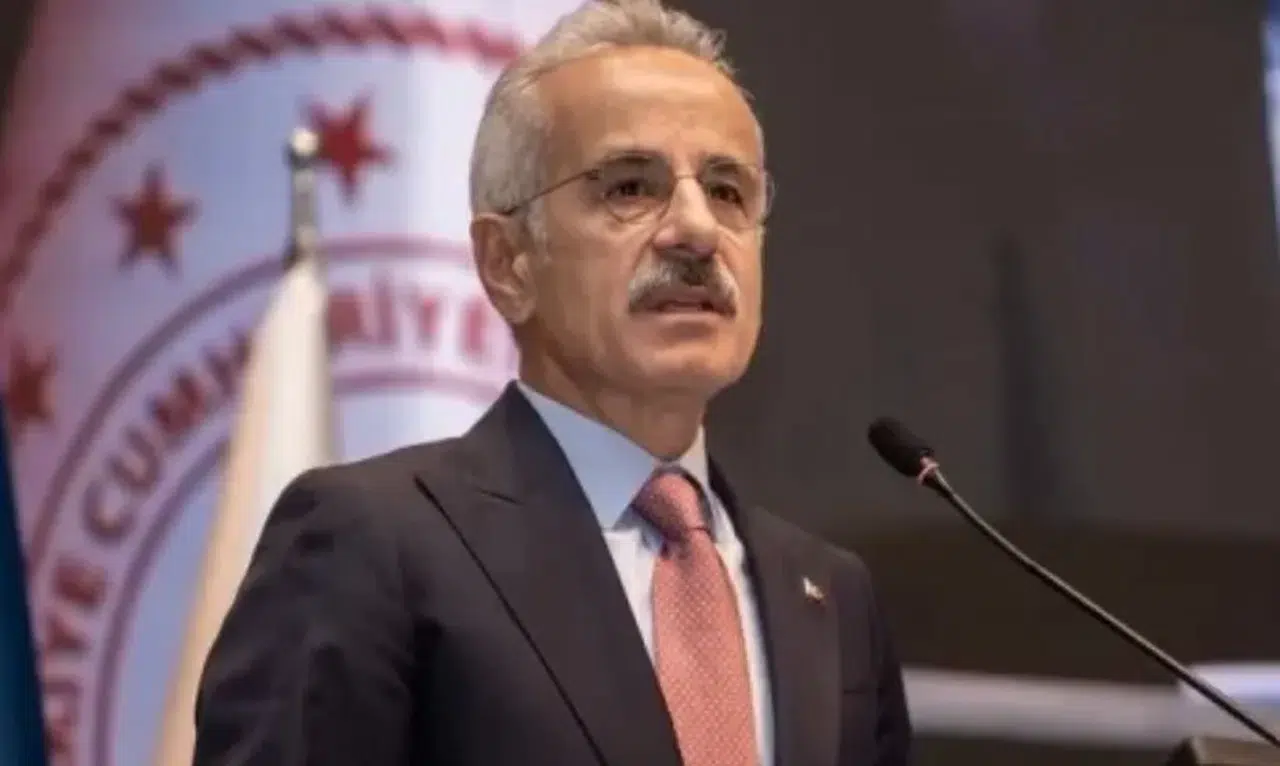 Bakan Uraloğlu'ndan hızlı tren müjdesi: "48 saatte tüm Türkiye'yi gezeceğiz"