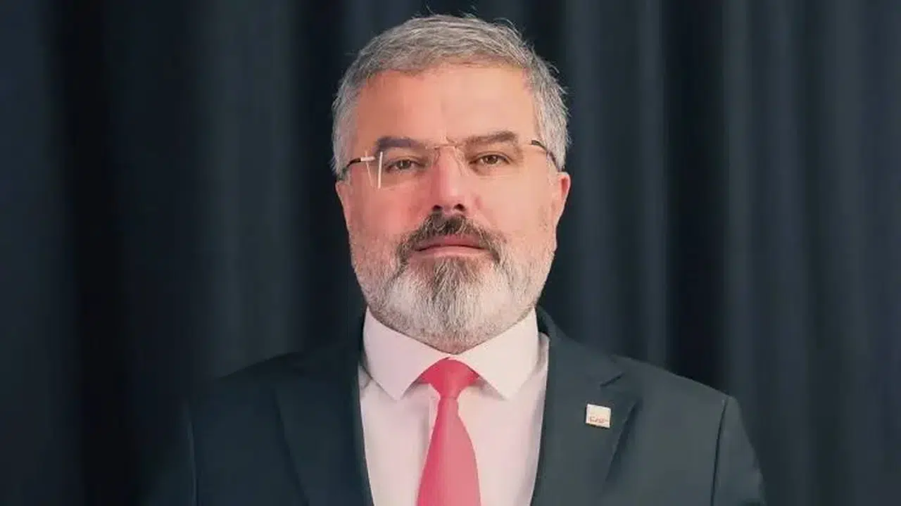 Görevden alınan Karaca: "Yeni Parti kurulduğunda geçiş yapacağız"