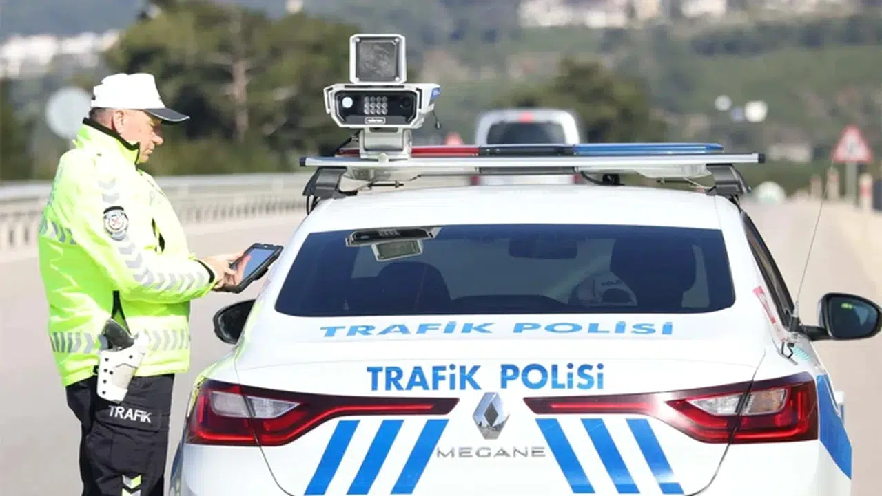 Trafik cezasına itiraz eden yandı