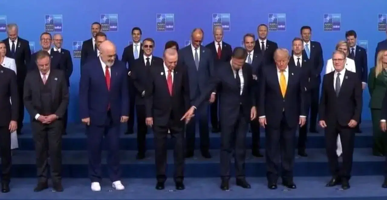 NATO Zirvesi'nde beyaz ayakkabı detayı dikkat çekti