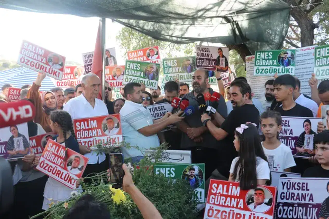 Narin Güran 2’nci ölüm yıl dönümünde mezarı başında anıldı