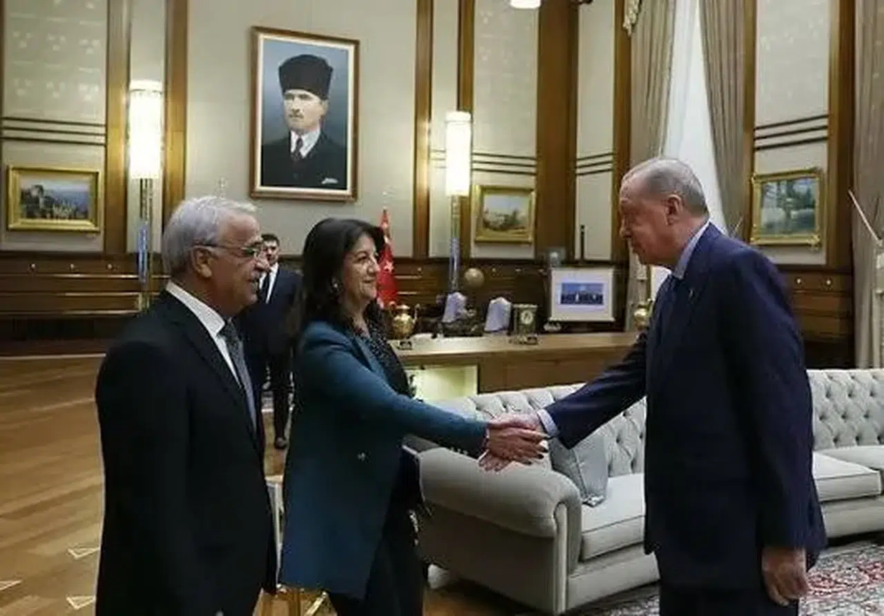 Cumhurbaşkanı Erdoğan, DEM Parti heyetiyle Külliye'de görüşüyor