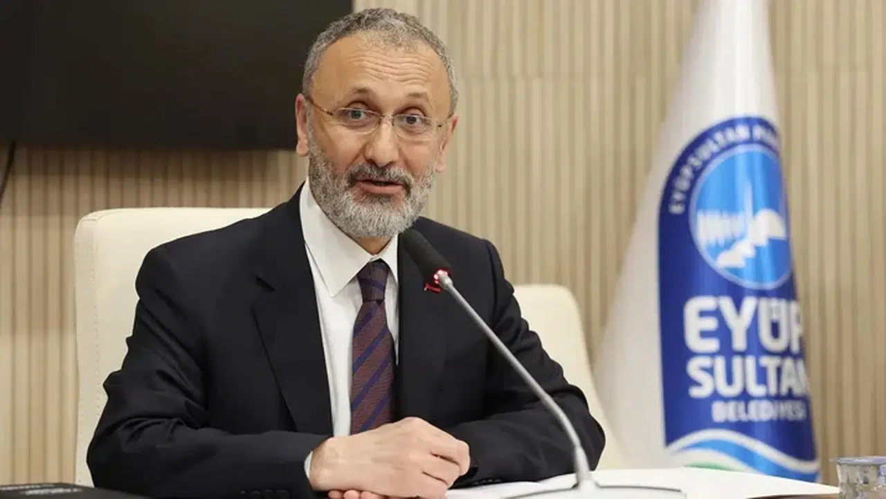 Eyüpsultan Belediye Başkanı tarafını seçti: Görevime CHP'de devam edeceğim
