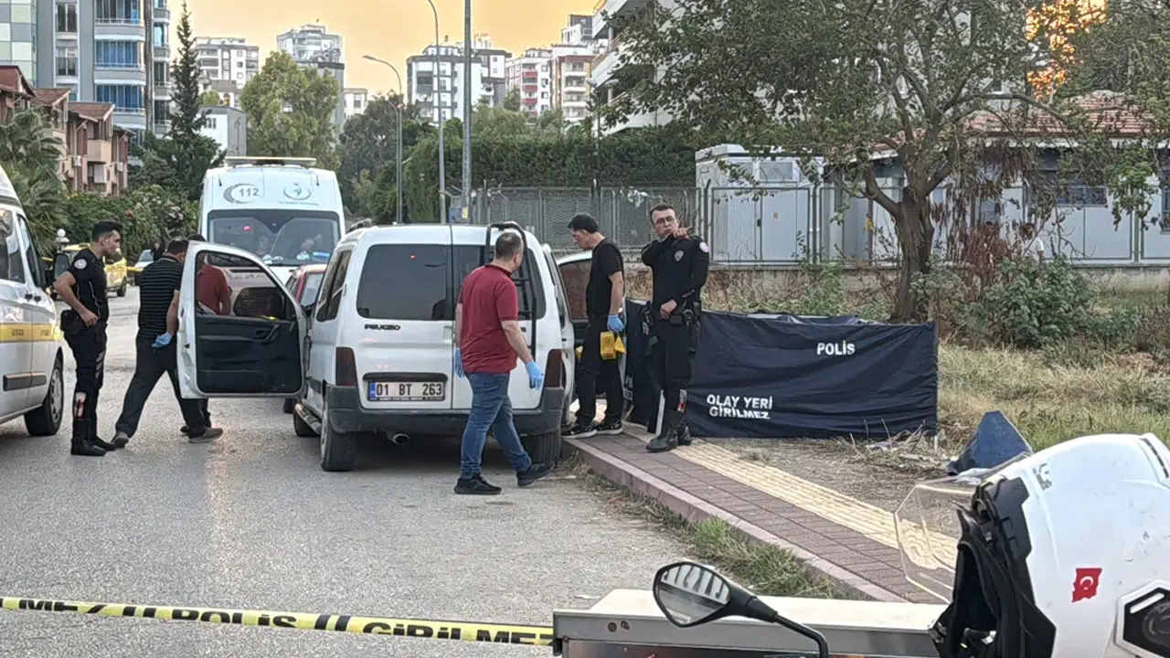 Adana’da alacak verecek tartışması kanlı bitti: Baba ve oğlu hayatını kaybetti