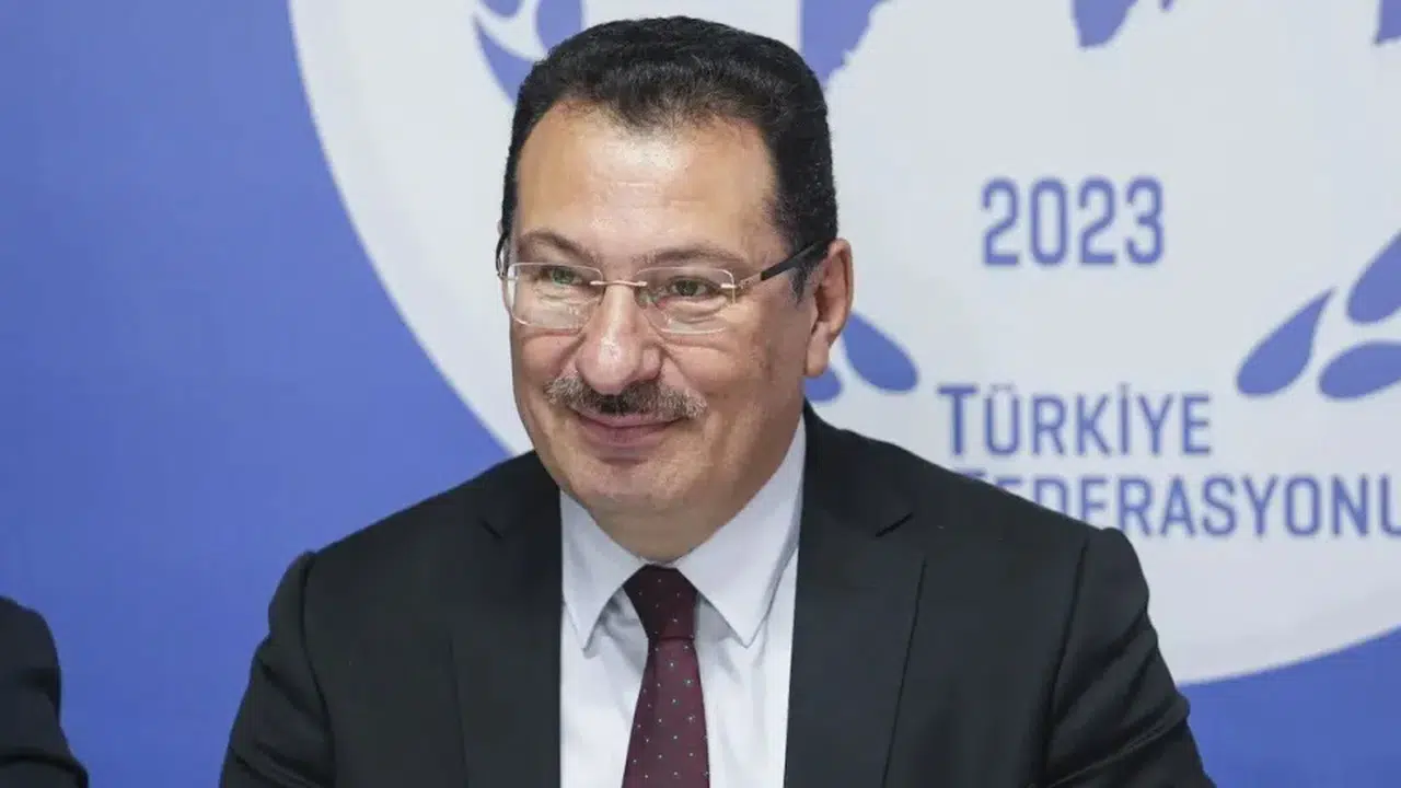 AK Partili Ali İhsan Yavuz bel fıtığı ameliyatı oldu