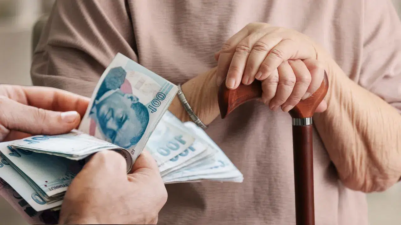 En düşük emekli aylığı 23 bin 552 liraya çıktı, emekli zam farkı ne zaman ödenecek?
