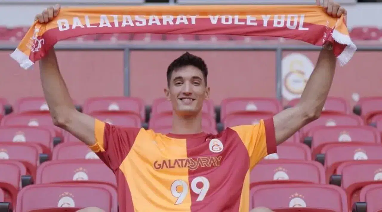Efe Mandıracı kimdir, kaç yaşında ve nereli? Galatasaray'a yeni smaçör