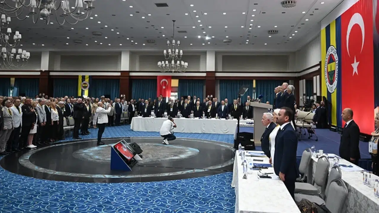 Fenerbahçe'nin toplam borcu 27,9 milyar liraya ulaştı