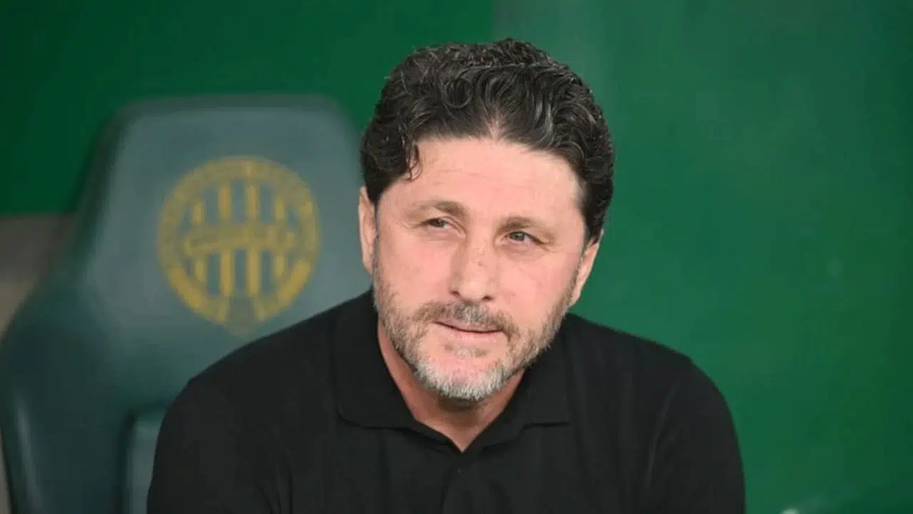 Fatih Tekke istifa etti, Trabzonspor yönetimi kabul etmedi