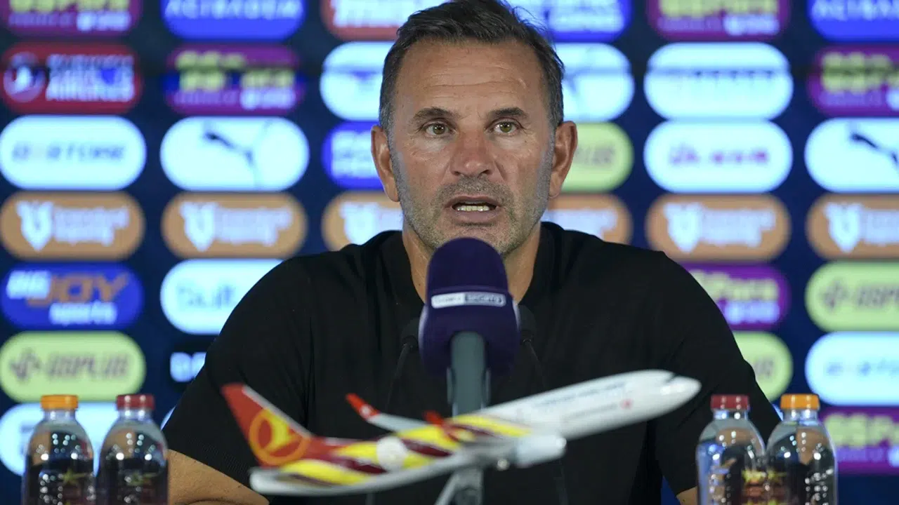 Okan Buruk’tan transfer mesajı: “Bu hafta en az bir oyuncu getirmemiz gerekiyor”