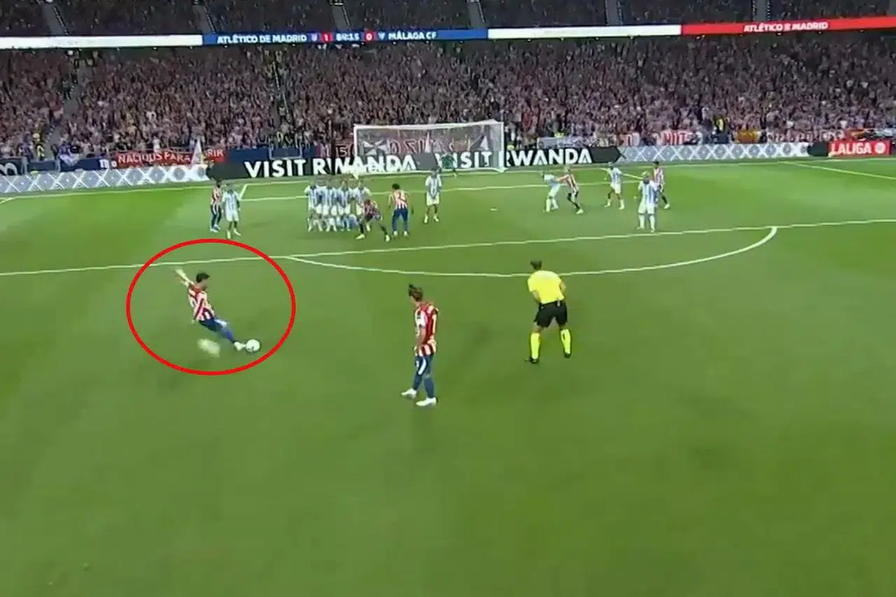 Atletico Madrid sezona galibiyetle başladı: Alex Baena’dan müthiş frikik golü