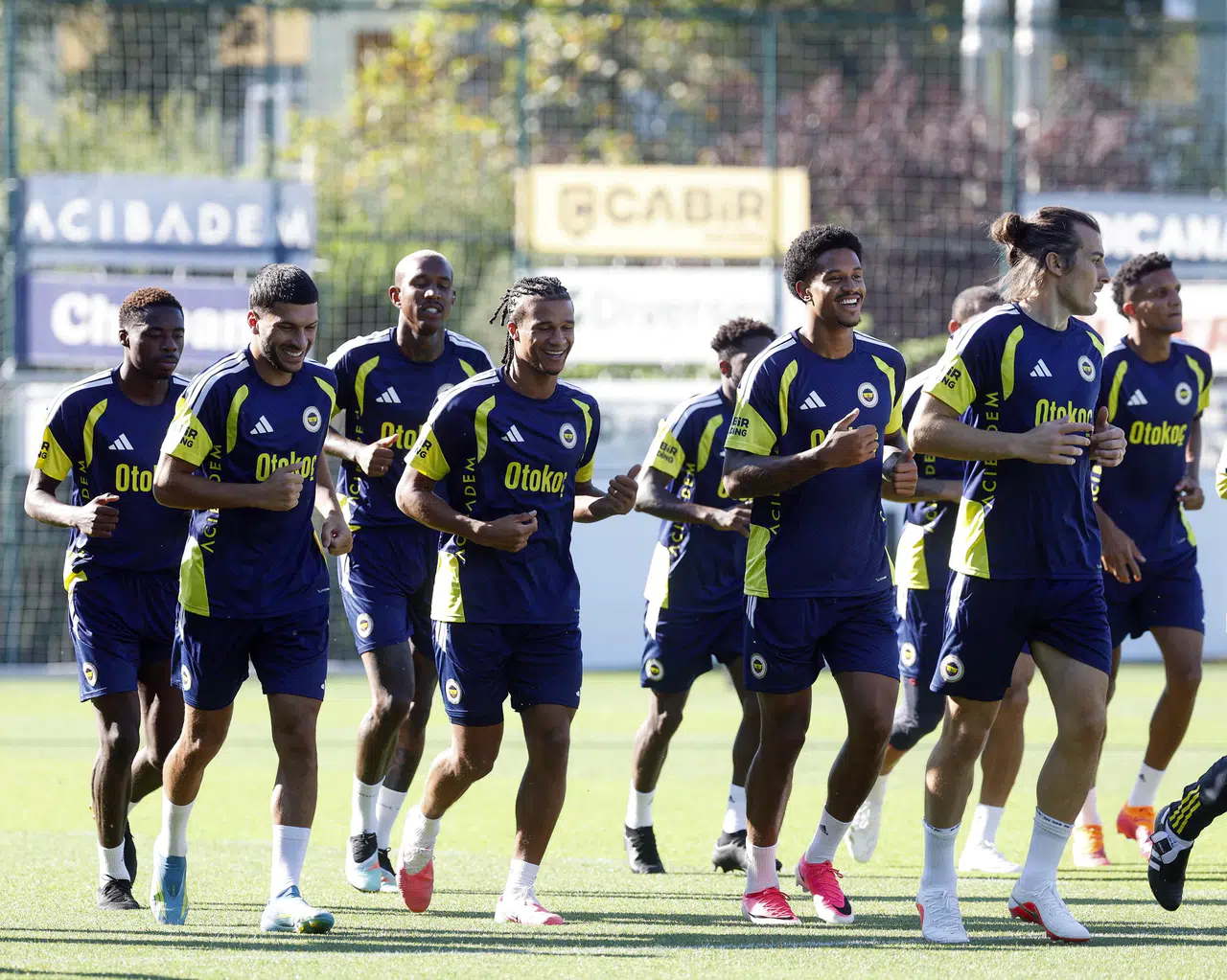 Fenerbahçe’nin yıldızı bavulunu topladı! Roma’ya gidiyor