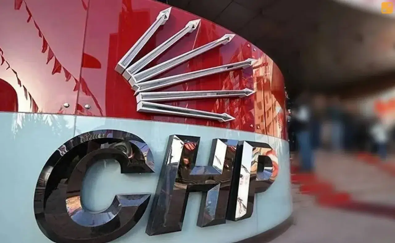CHP'de yeni istifa: İlçe başkanları YENİ Parti'ye geçti
