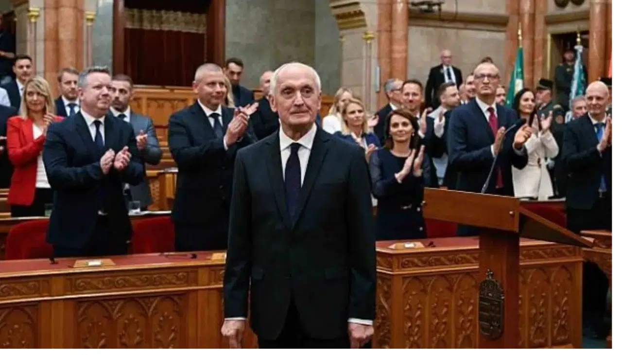 Macaristan'da devir teslim: Yeni Cumhurbaşkanı resmen belli oldu!