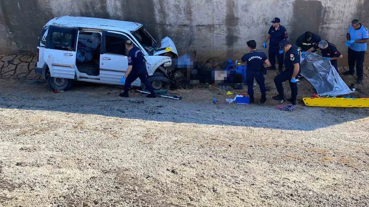 Osmaniye'de otomobil dere yatağına düştü: 1 kişi hayatını kaybetti