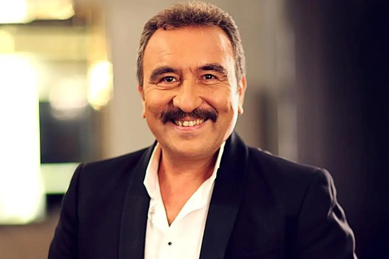 Ümit Besen kızının nikahına yetişemedi: Ezgi Besen Edirne’de evlendi