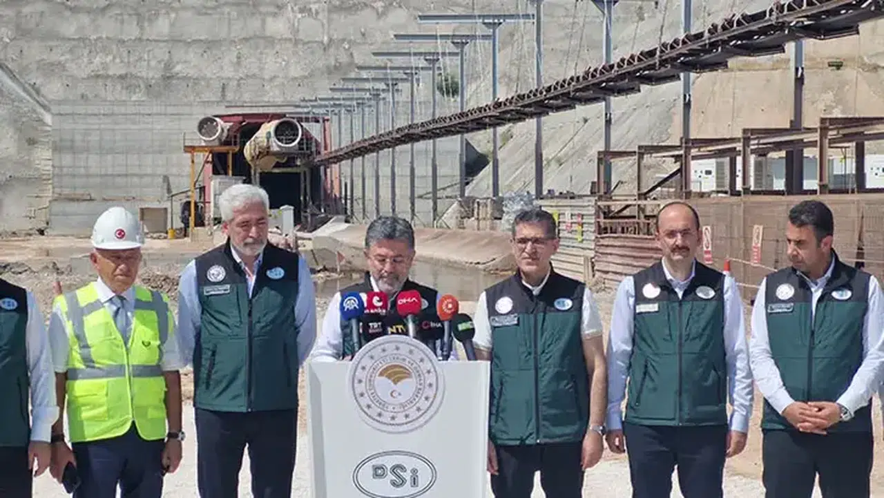 Bakan Yumaklı açıkladı: Silvan Projesi 2,35 milyon dekar araziyi sulayacak