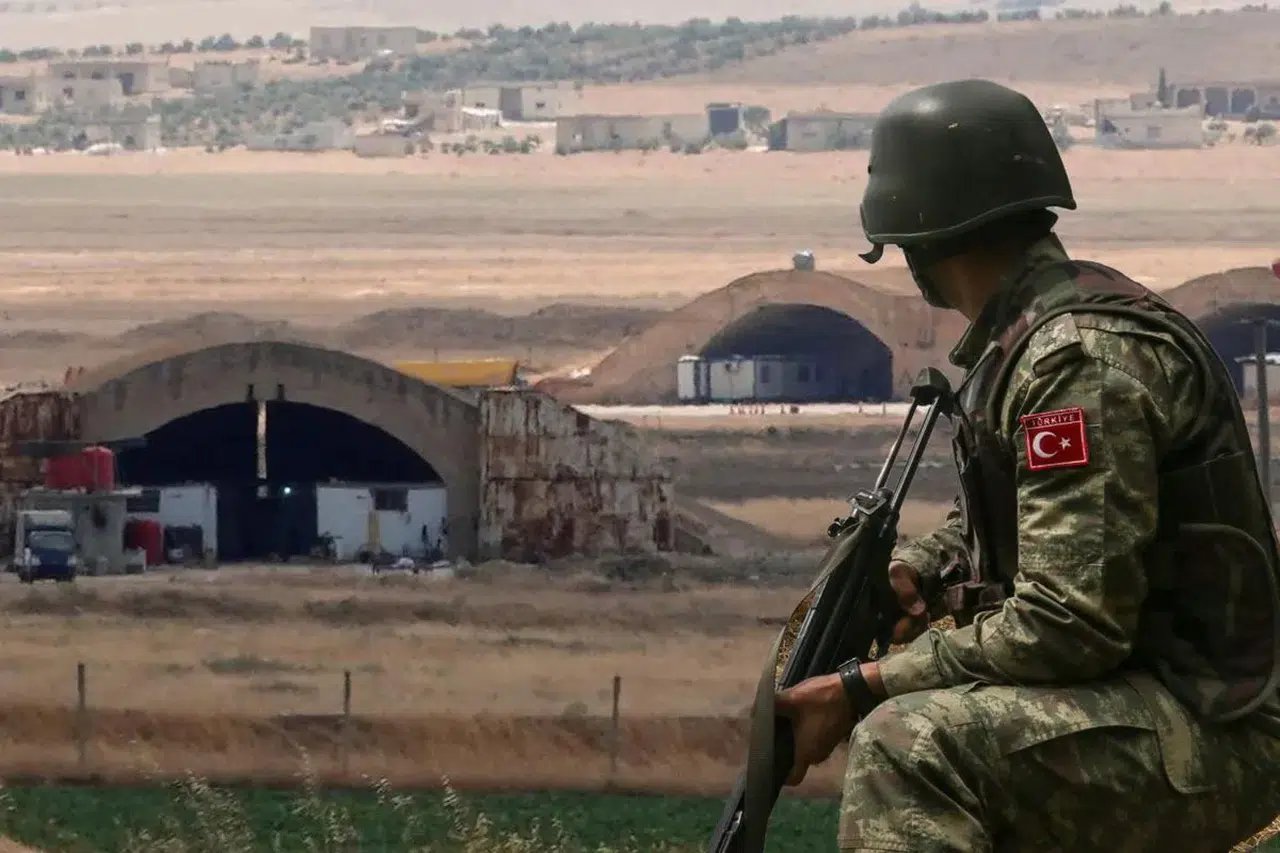 İsrail’in vurduğu Ebu Zuhur Üssü’nde Türk askeri var mı? Şam’dan açıklama