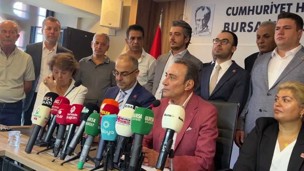Berhan Şimşek'ten Yeni Parti açıklaması: "Parti kurmanın acelesi niye?"
