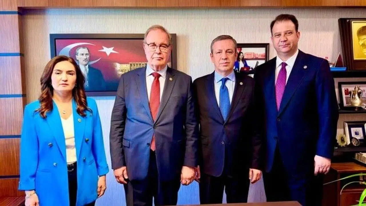 CHP, Çerçeve Yasa teklifine imza attığını duyurdu