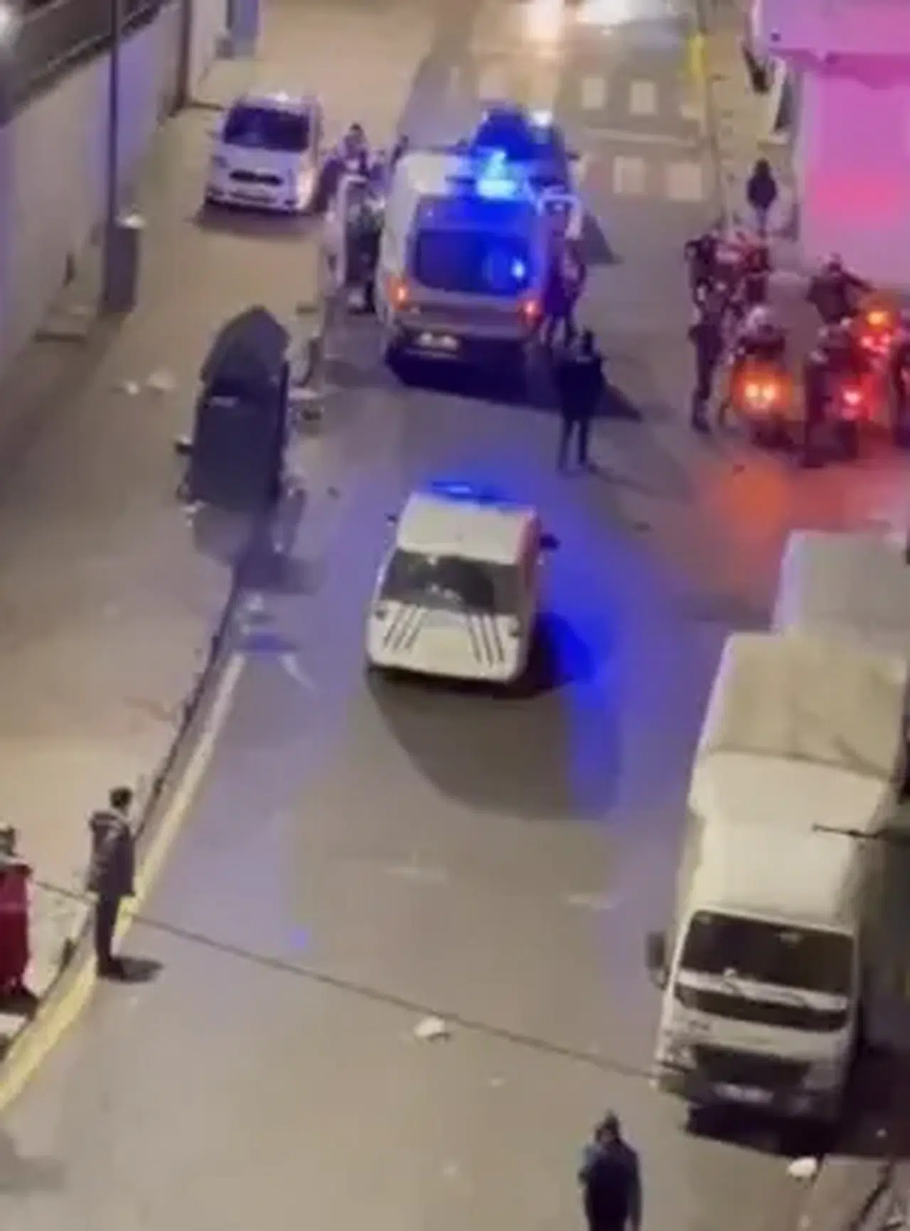 İstanbul'da 'kız meselesi' nedeniyle darbedilip, baltayla saldırdılar: 7 gözaltı