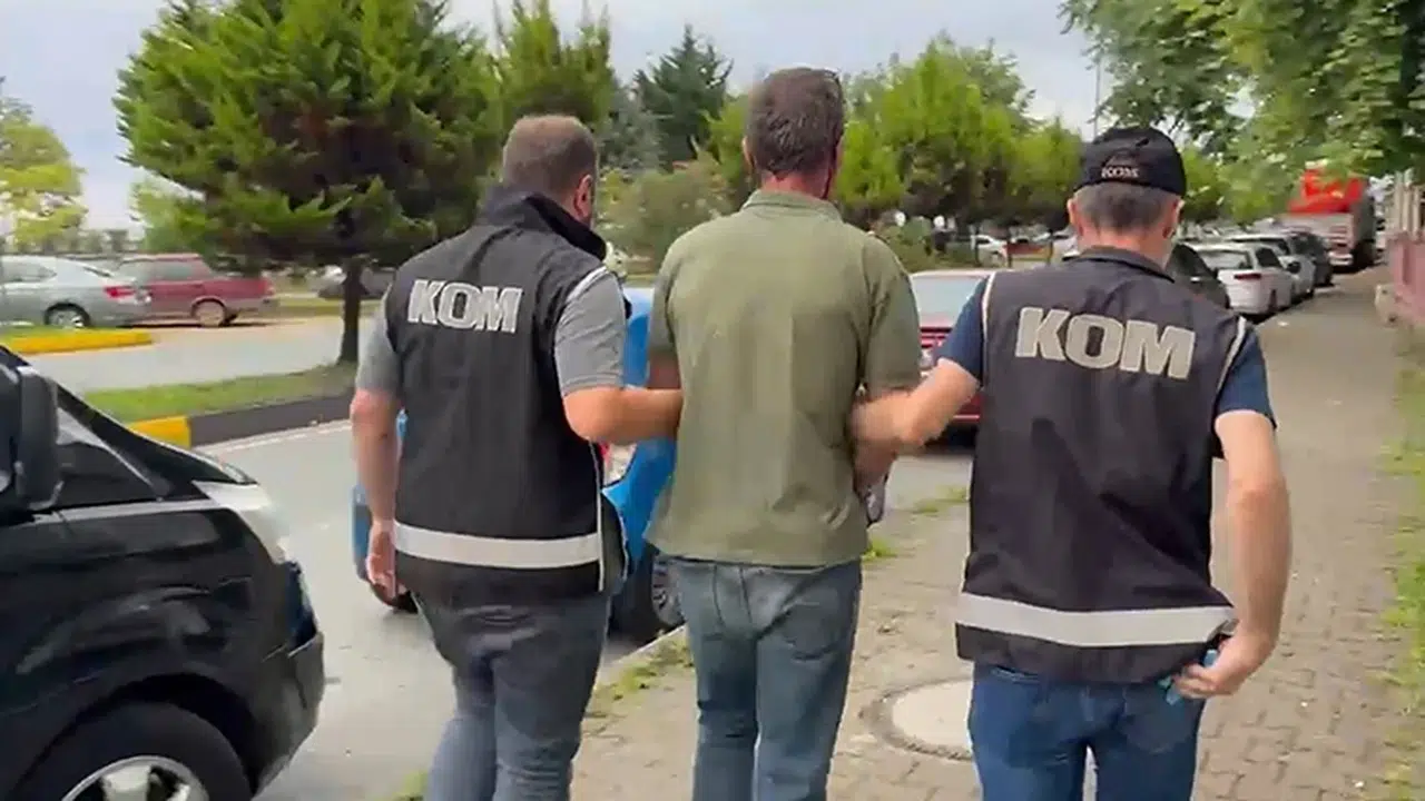 Fenerbahçe'ye saldırı soruşturması: 4 şüpheli gözaltına alındı