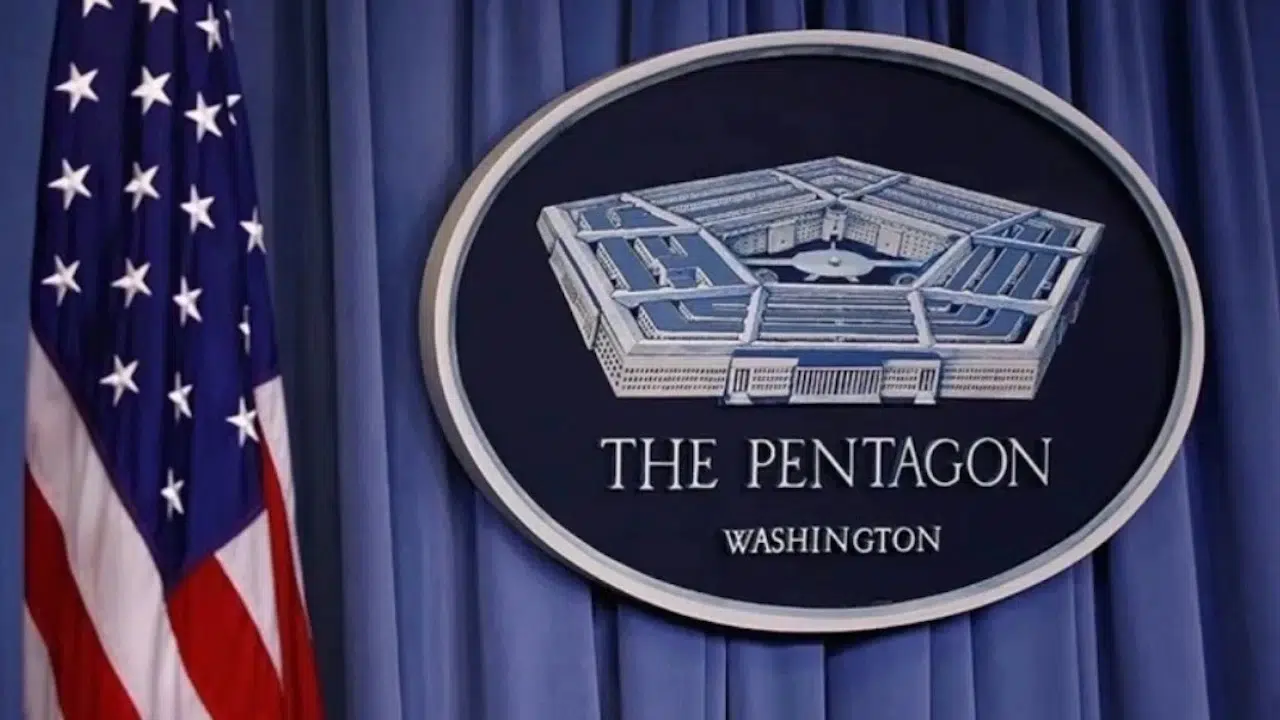 Pentagon yeni UFO belgelerini yayımladı: Ortadoğu'daki olay ortaya çıktı