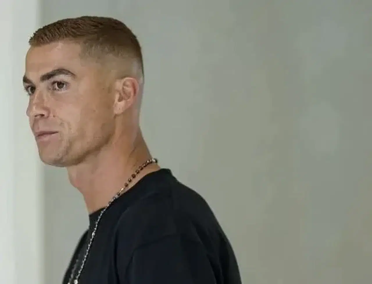 Cristiano Ronaldo’dan yeni imaj! Saç rengini değiştirdi