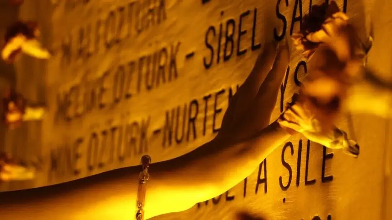 Marmara Depremi’nin 27. yılında acılar tazelendi: Kentsel dönüşüm çağrısı öne çıktı