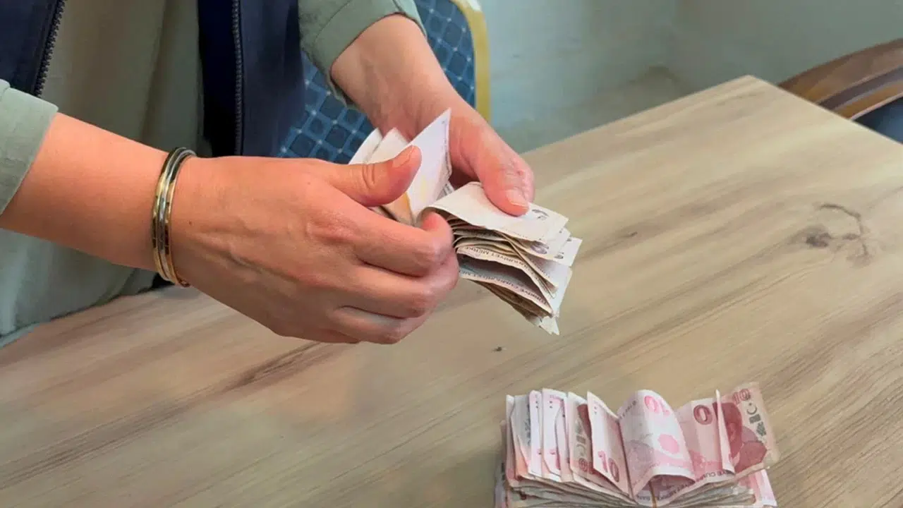 Kırıkkale’de dilencinin üzerinden 25 bin lira çıktı