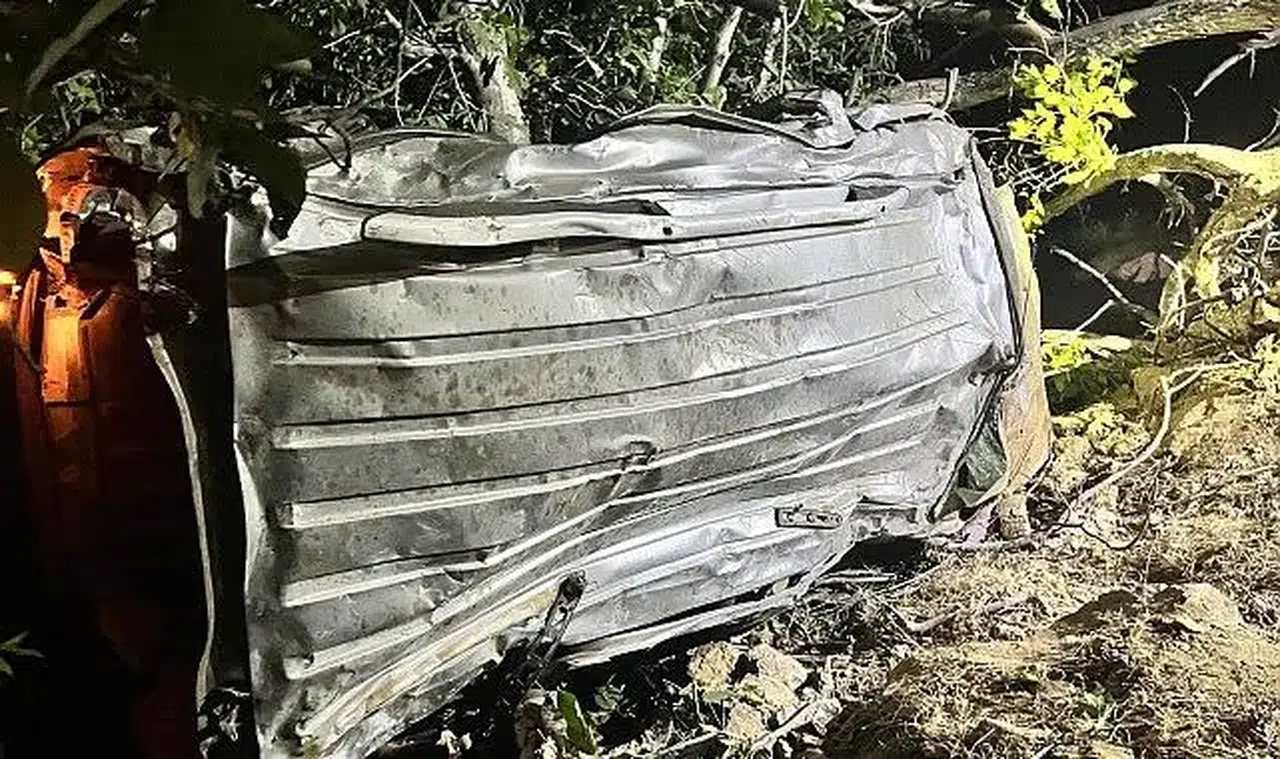 Bingöl’de düğün dönüşü kaza: 4 kişi hayatını kaybetti