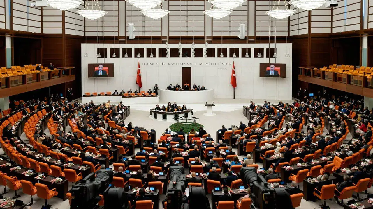 TBMM'de Çerçeve Yasa görüşmesi: İYİ Parti'nin meclis araştırması önergesi reddedildi