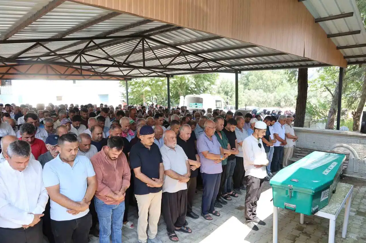 Tünel göçüğünde ağır yaralanmıştı: Bekir Çelik hastanede hayatını kaybetti