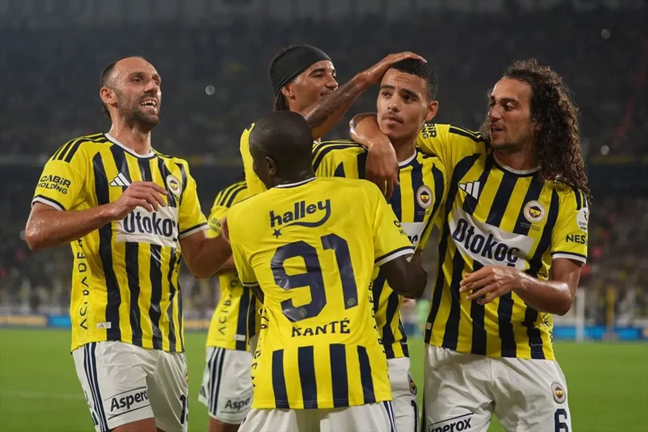 Fenerbahçe Lyon deplasmanında Şampiyonlar Ligi bileti peşinde